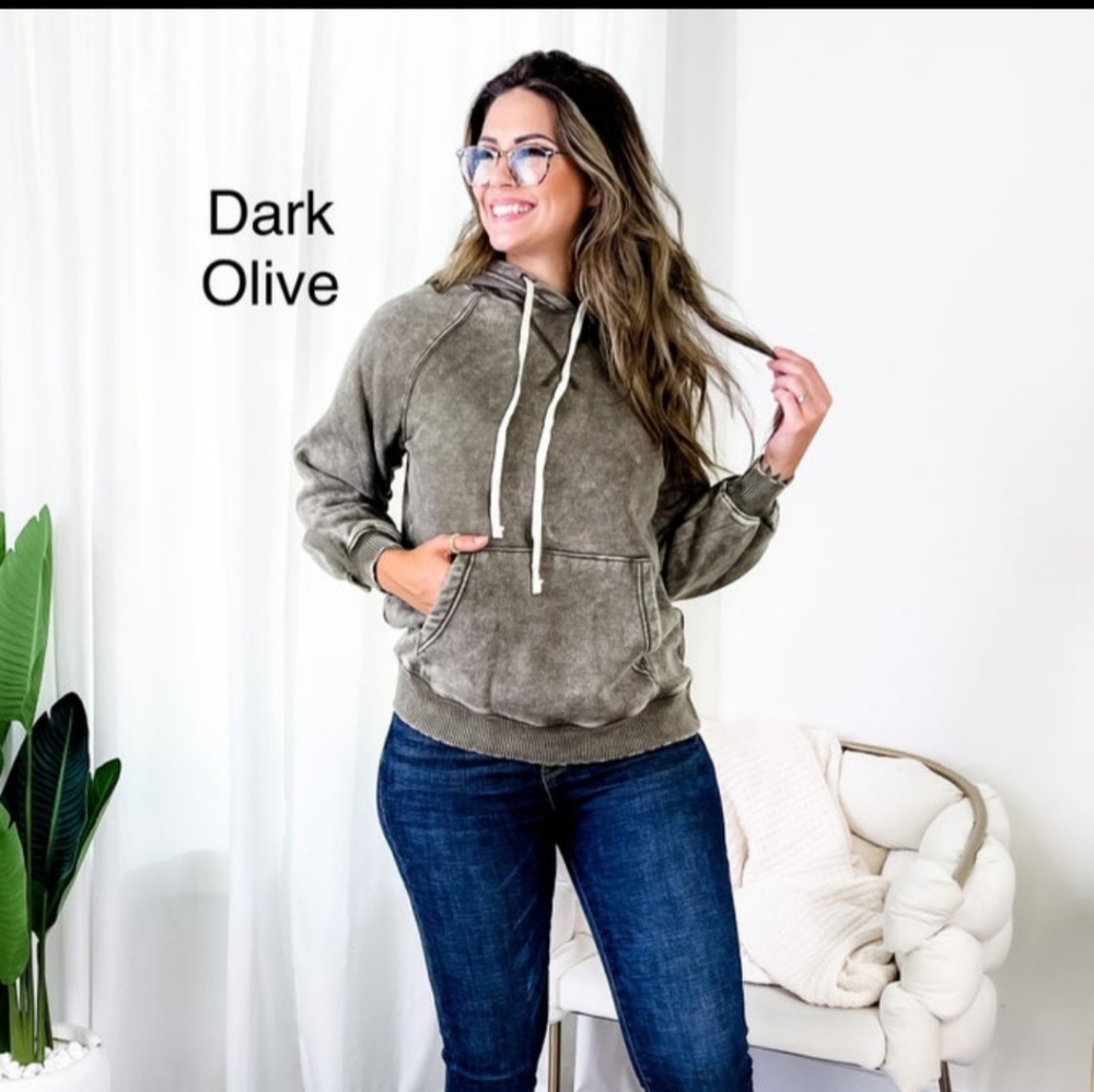 Zenana womens like new mineral wash hoodie. Sz large dark Olive - Picture 2 of 7